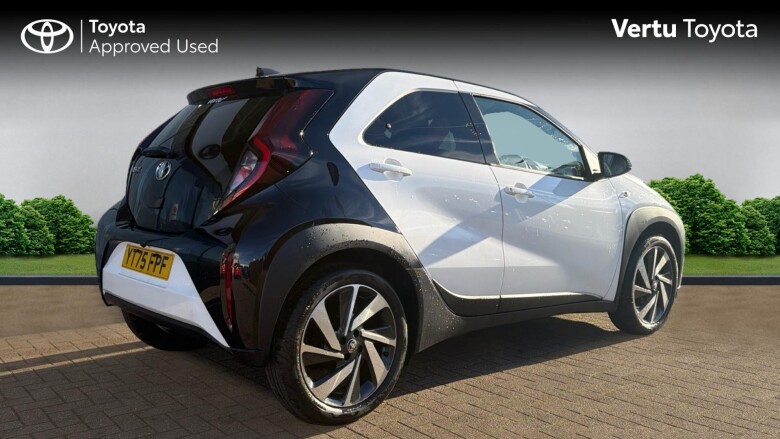 Toyota Aygo X 1.0 VVT-i Edge 5dr Petrol Hatchback